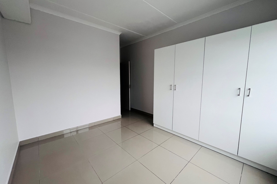 2 Bedroom Property for Sale in Edgemead Western Cape